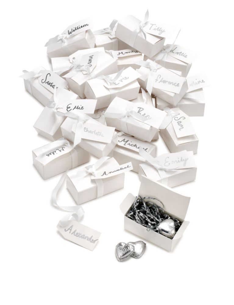 Silver Milk Chocolate Heart Wedding Favours in a White Box with White Ribbon - Pack of 25 6 of 6