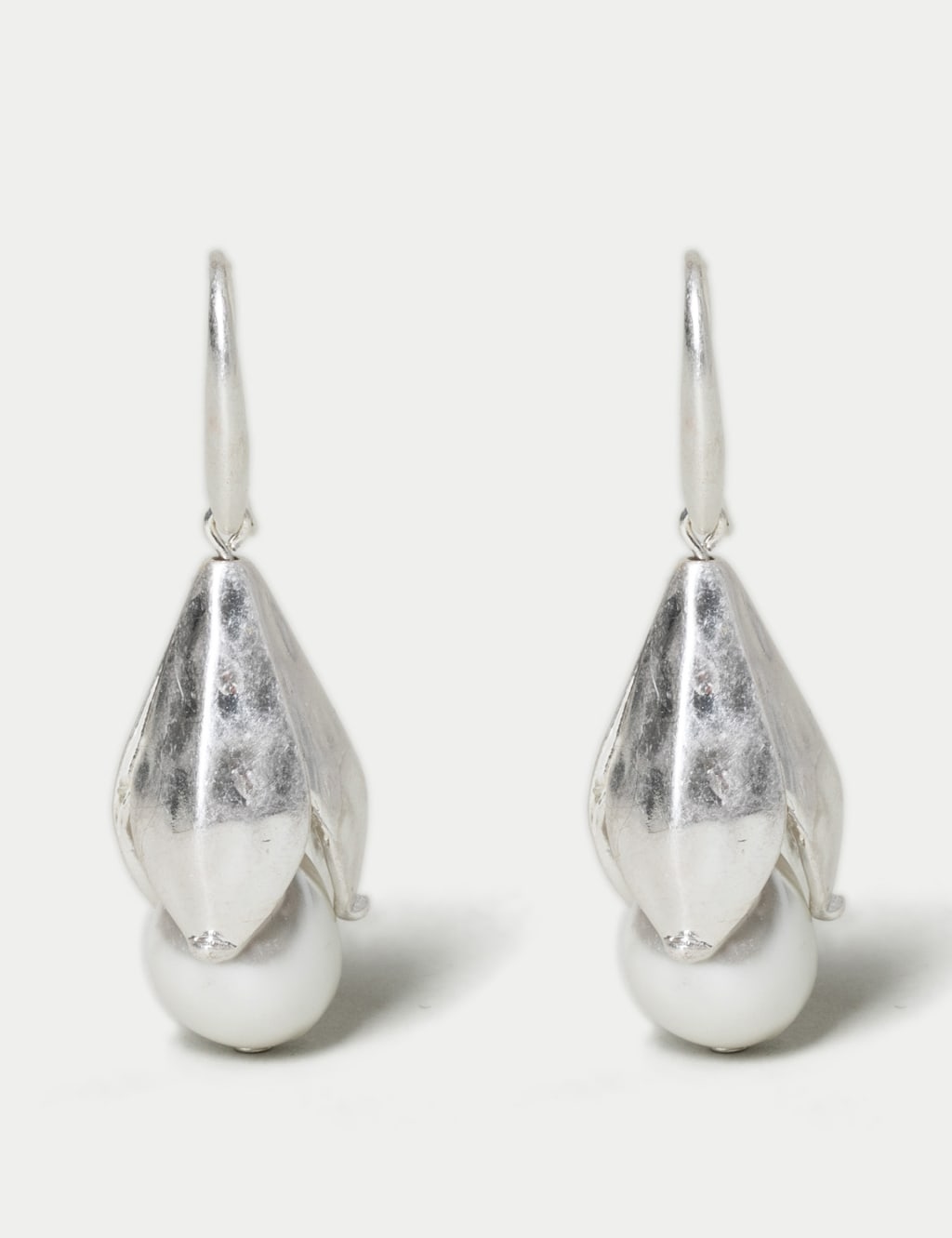 M and shop s pearl earrings