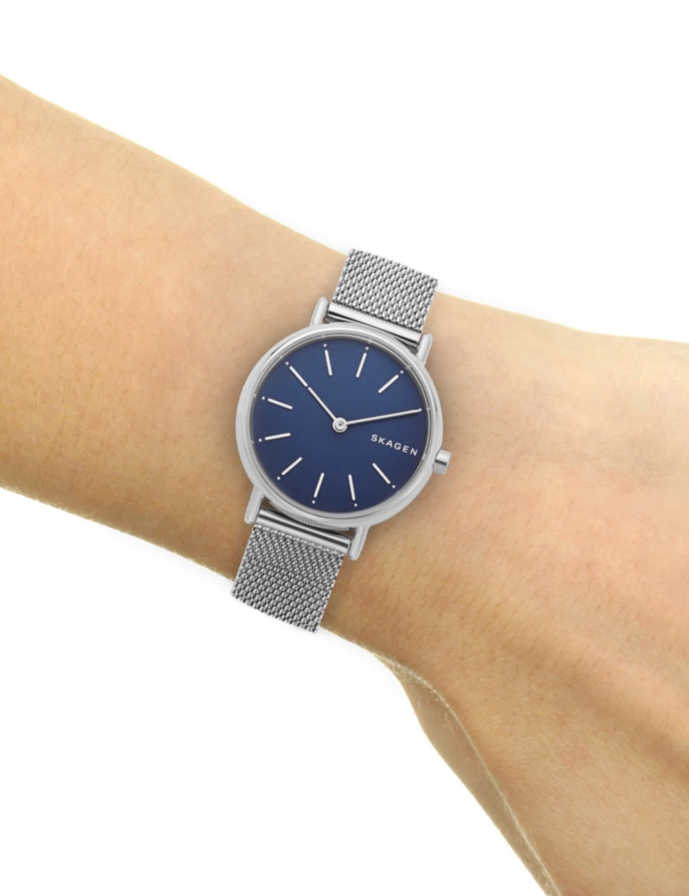 Skagen titanium discount blue dial watch