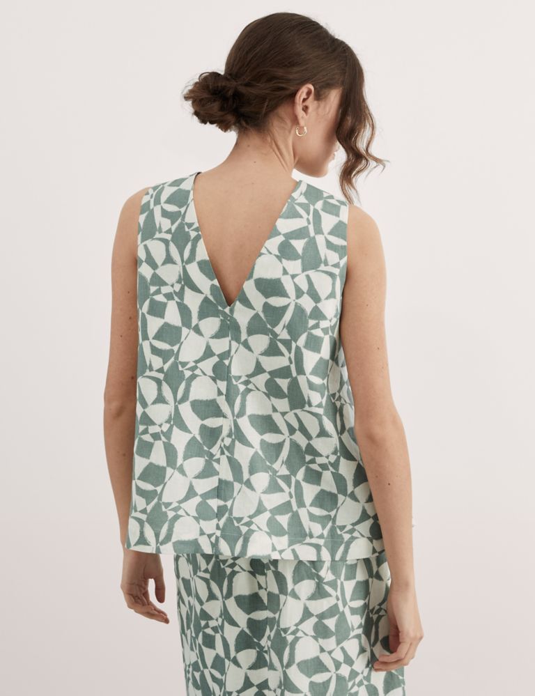 Sleeveless Abstract Print Blouse 5 of 5
