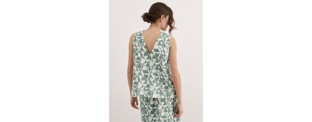 Sleeveless Abstract Print Blouse 5 of 5
