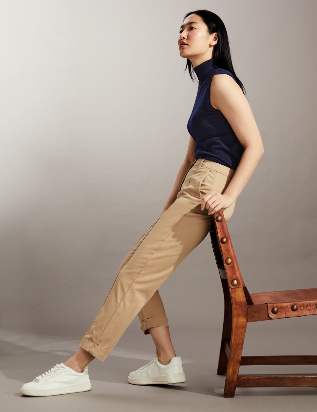 Chino cropped trousers deals