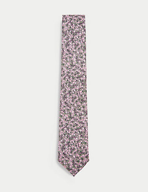 Slim Printed Floral Tie & Pocket Square Set Image 2 of 3