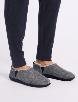 Marks and spencer llama on sale slippers