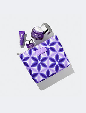 Smart Anti-Ageing Moisturiser Skincare Gift Set Image 2 of 5