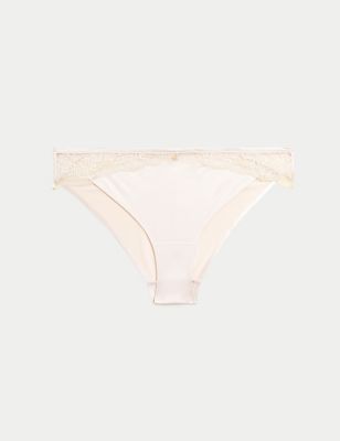 Smoothing No VPL Brazilian Knickers Image 2 of 7