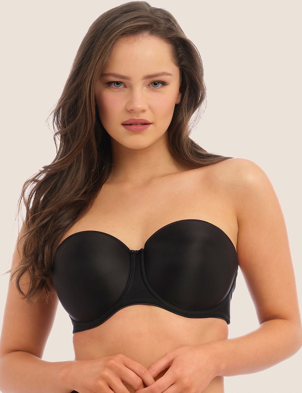 Smoothing Wired Moulded Strapless Bra C-G 3 of 7