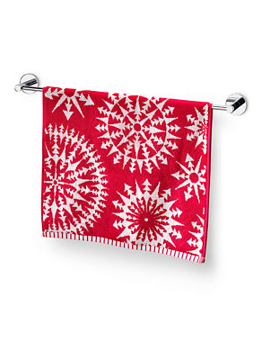 Snowflake Towels Image 2 of 3