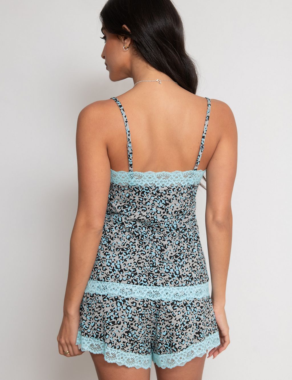 Sofa Loves Lace Jersey Camisole Set 2 of 5
