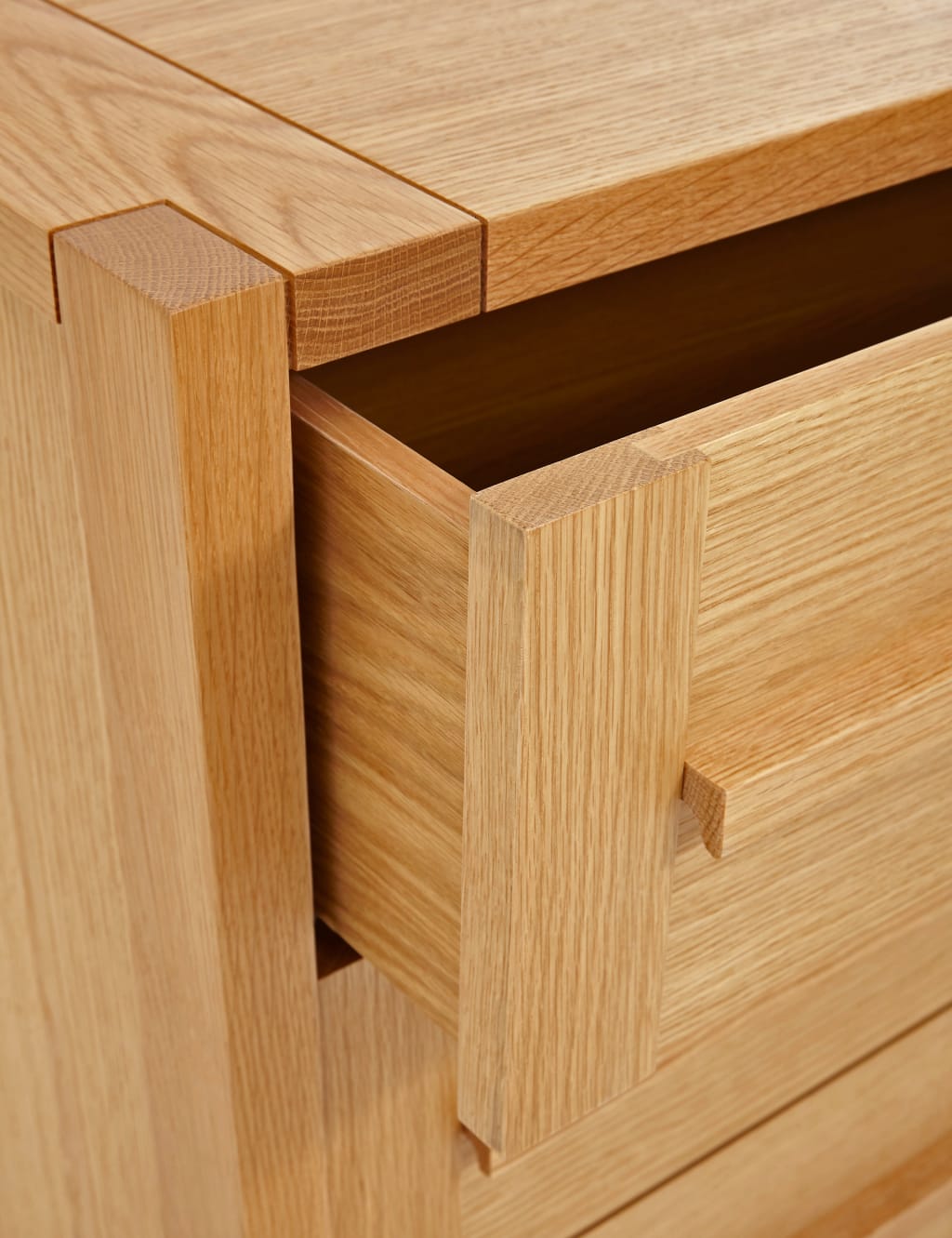 Sonoma Narrow 3 Drawer Chest M S