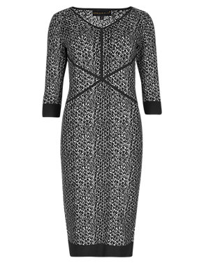 Speziale Faux Snakeskin Print Knitted Bodycon Dress Image 2 of 4