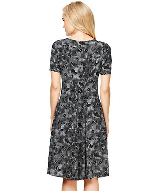 Spotted & Leaf Print Ruched Tea Dress Image 2 of 4
