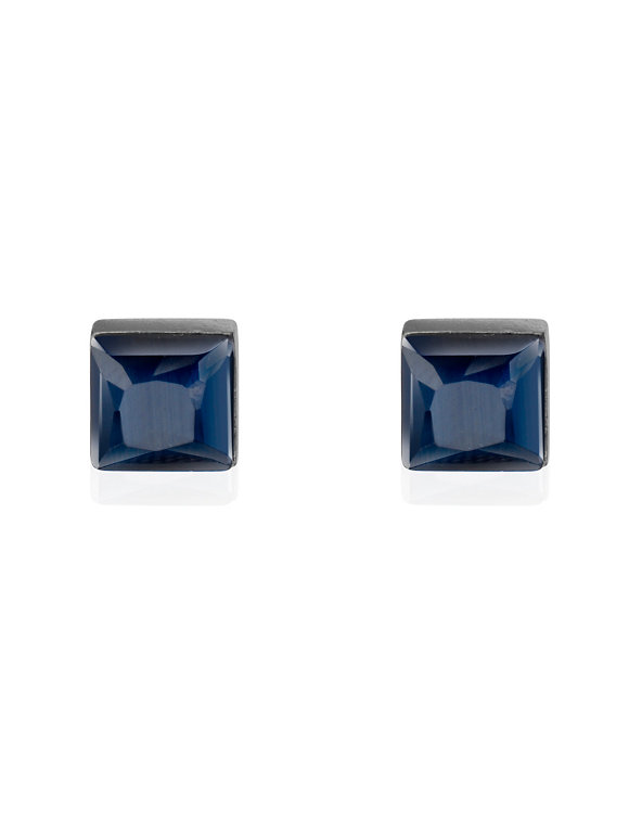 Square Faceted Stud Earrings Image 1 of 1