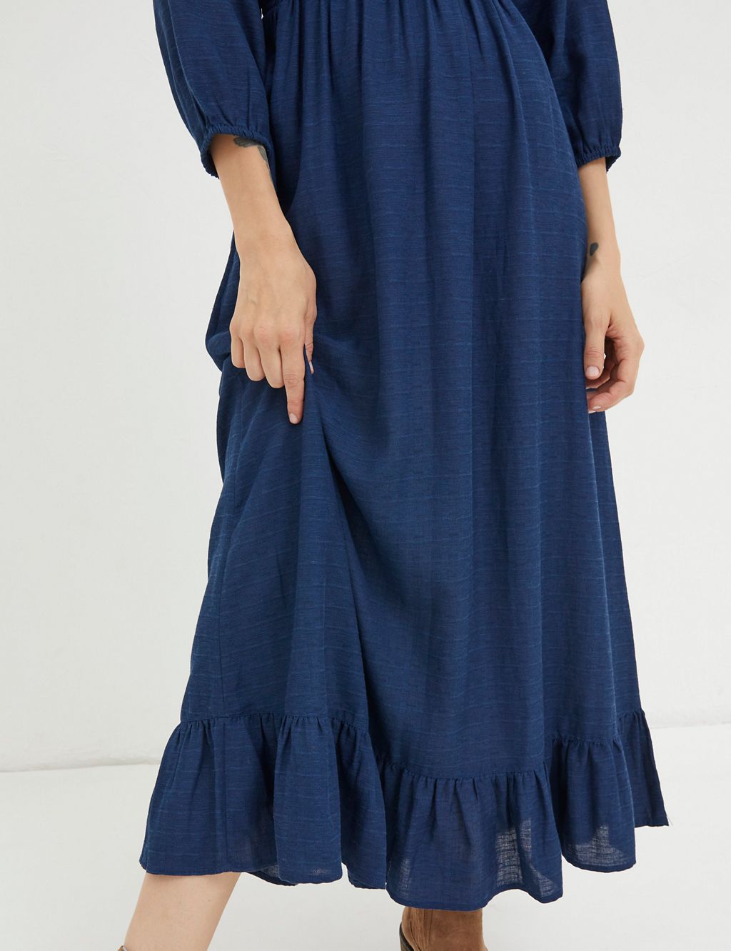 Square Neck Midi Shirred Dress with Linen 4 of 5