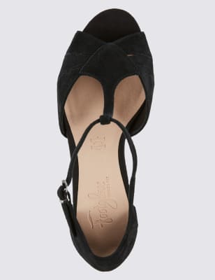 m&s footglove sandals