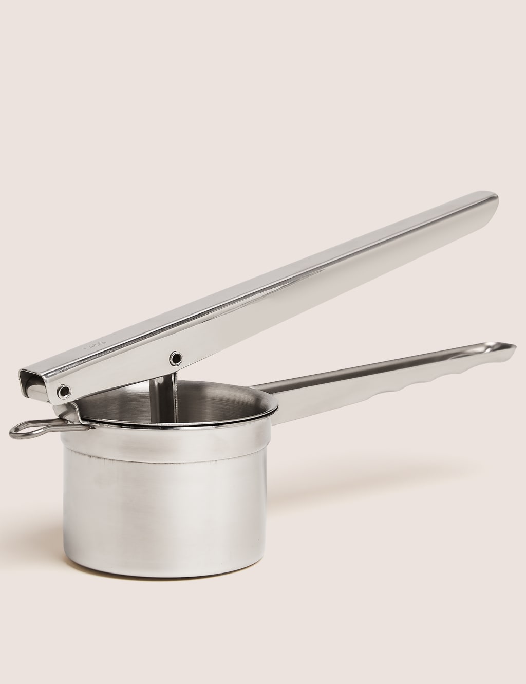 https://asset1.cxnmarksandspencer.com/is/image/mands/Stainless-Steel-Large-Potato-Ricer/PL_05_T34_2399_XX_X_EC_0?$PDP_IMAGEGRID$&wid=1024&qlt=80