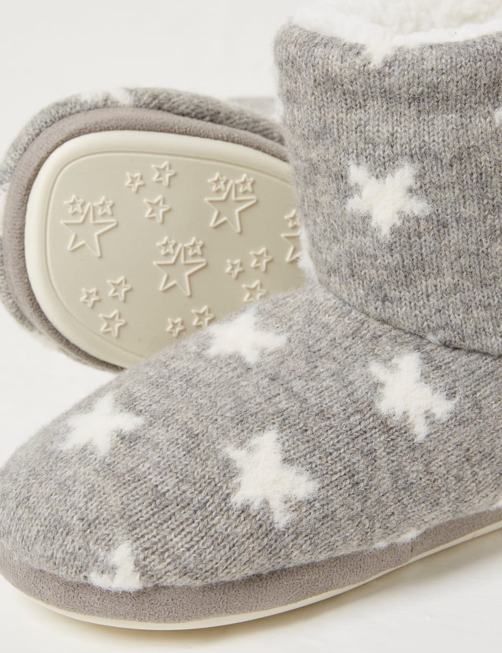 Star slipper deals boots