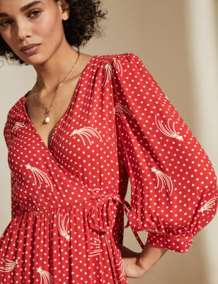 Star print hotsell wrap dress