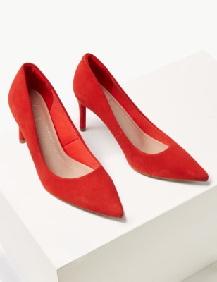 Red court shoes sales mid heel