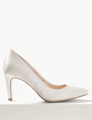 Stiletto Heel Pointed Toe Court Shoes Image 2 of 5