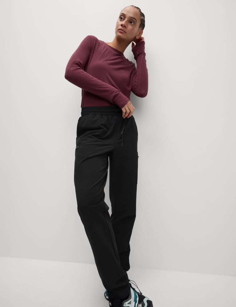 Petite walking trousers 2025
