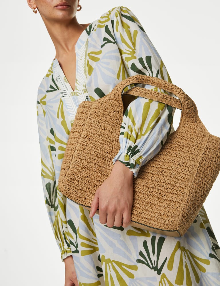 Straw Shoulder Bag 1 of 5