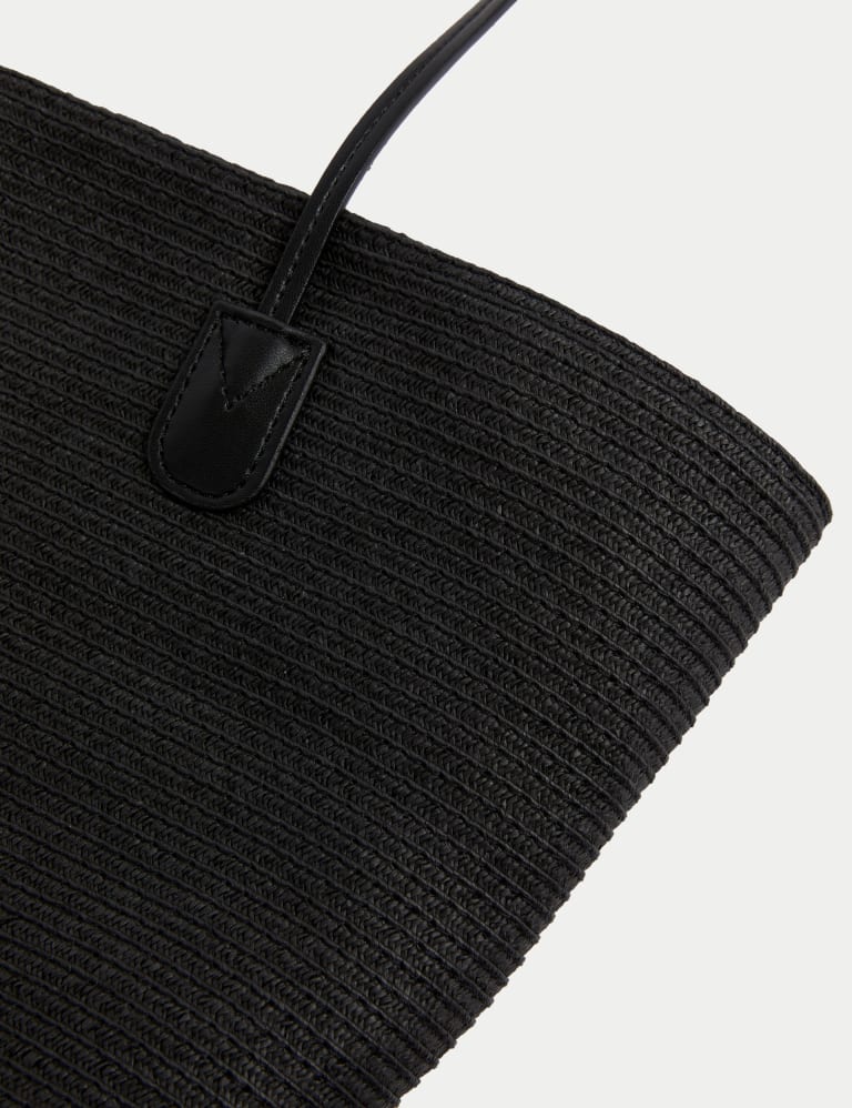Striped on sale straw tote