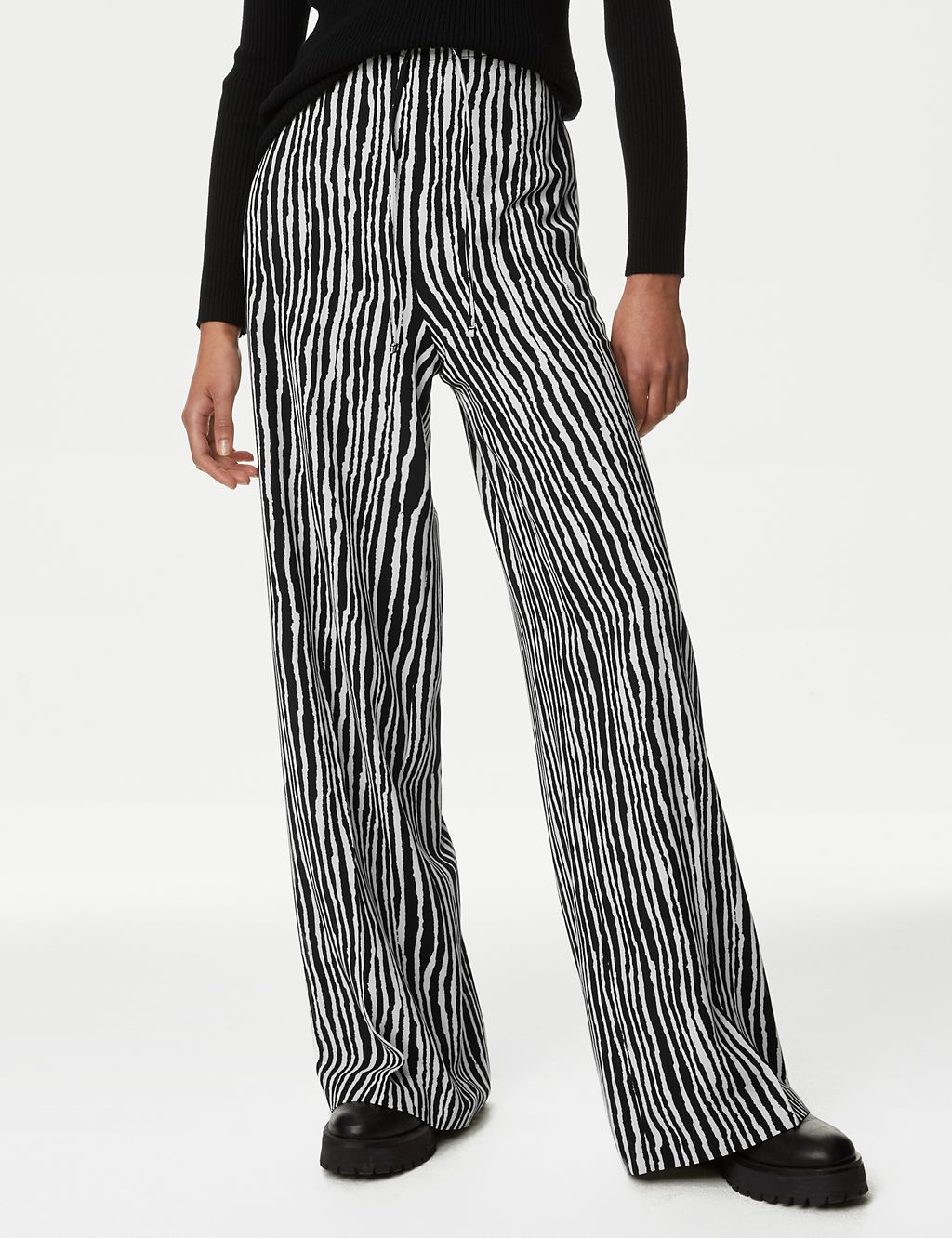 Striped Drawstring Wide Leg Trousers 2 of 5