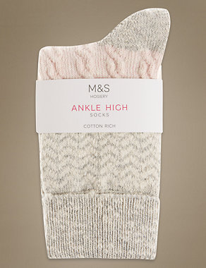 Striped Heavy Weight Angle Highs Socks Image 2 of 3