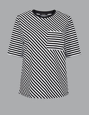 Striped Round Neck Short Sleeve T-Shirt Image 2 of 4