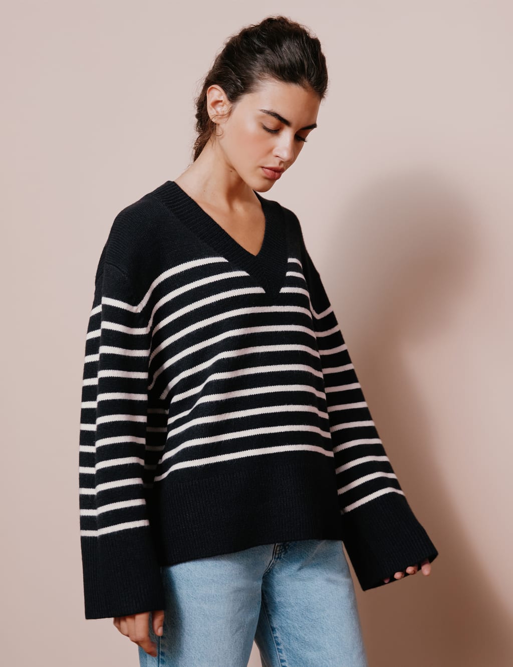 Striped v neck jumper top