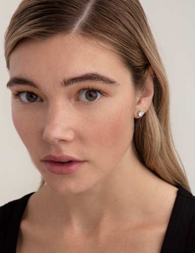 Stud Earrings 3 of 3