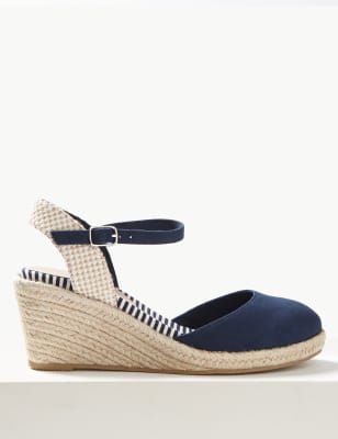 softwalk san marcos woven mules