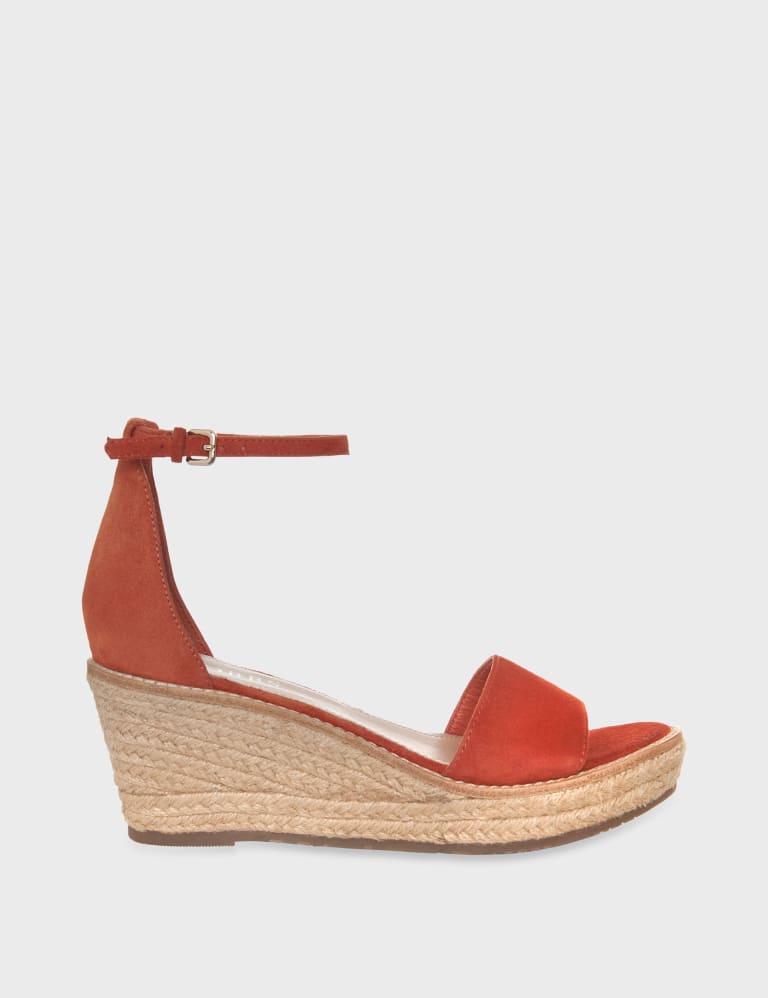 M&s black clearance wedges