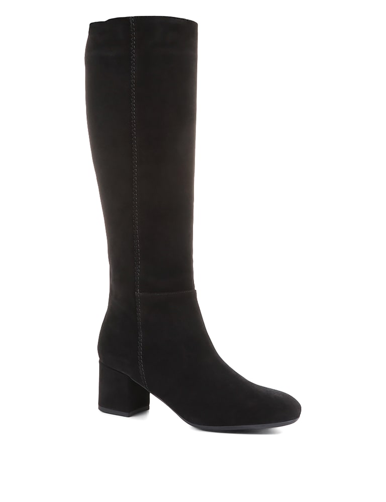 Black knee high best sale boots size 6