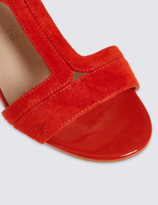 Red t bar sales sandals