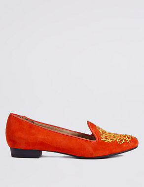 Suede Embroidered Albert Pump Shoes Image 2 of 6