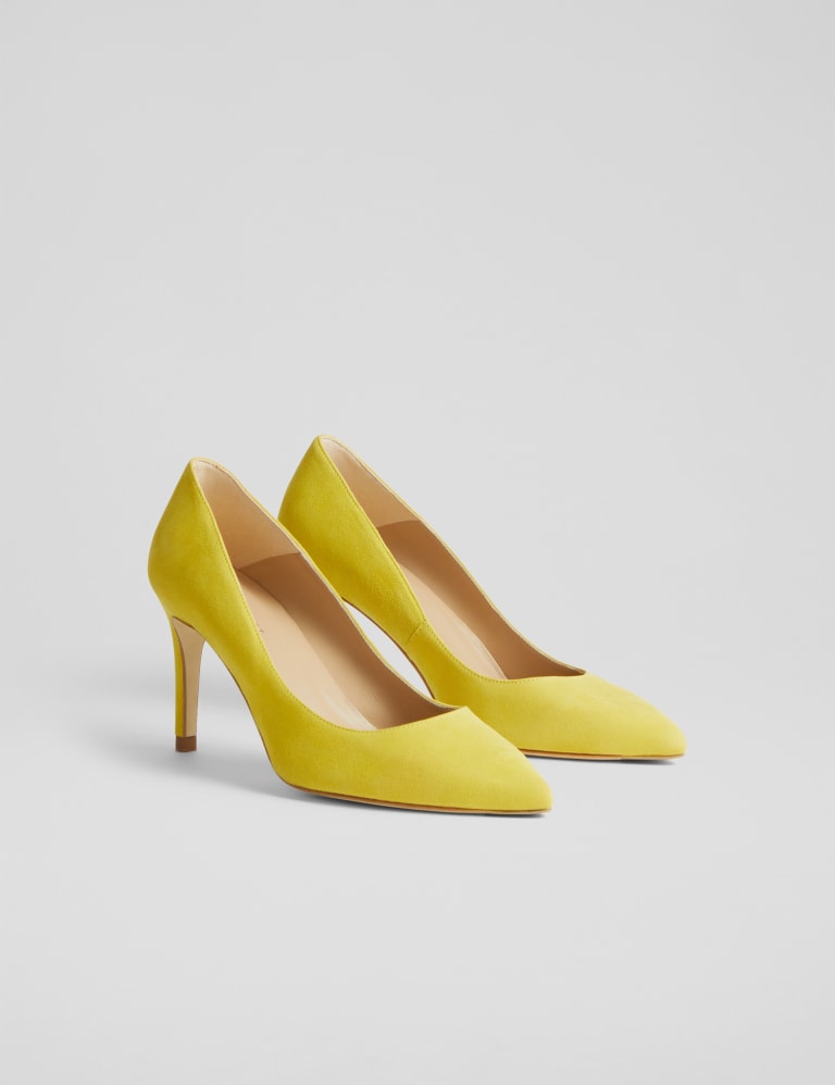 Yellow suede outlet court shoes