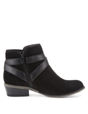 marks and spencer ankle boots footglove