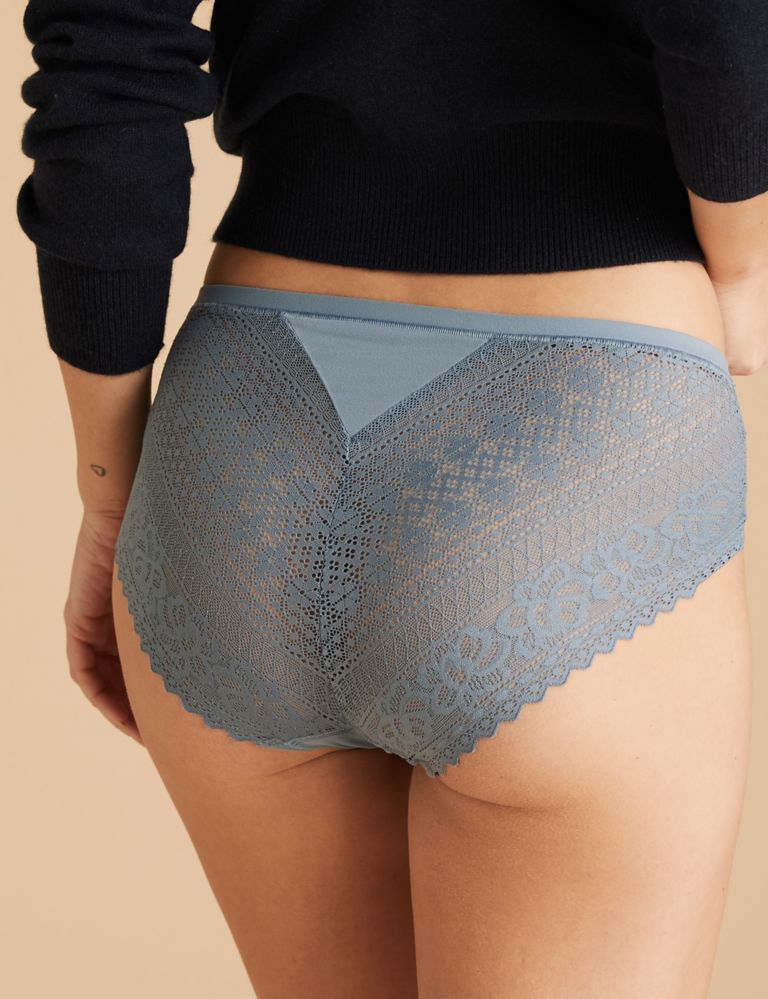 Sumptuously Soft™ Lace High Leg Knickers 3 of 3