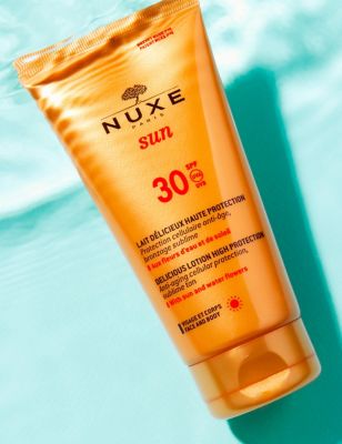 Sun SPF 30 Delicious Lotion High Protection for Face and Body 150ml Image 2 of 3