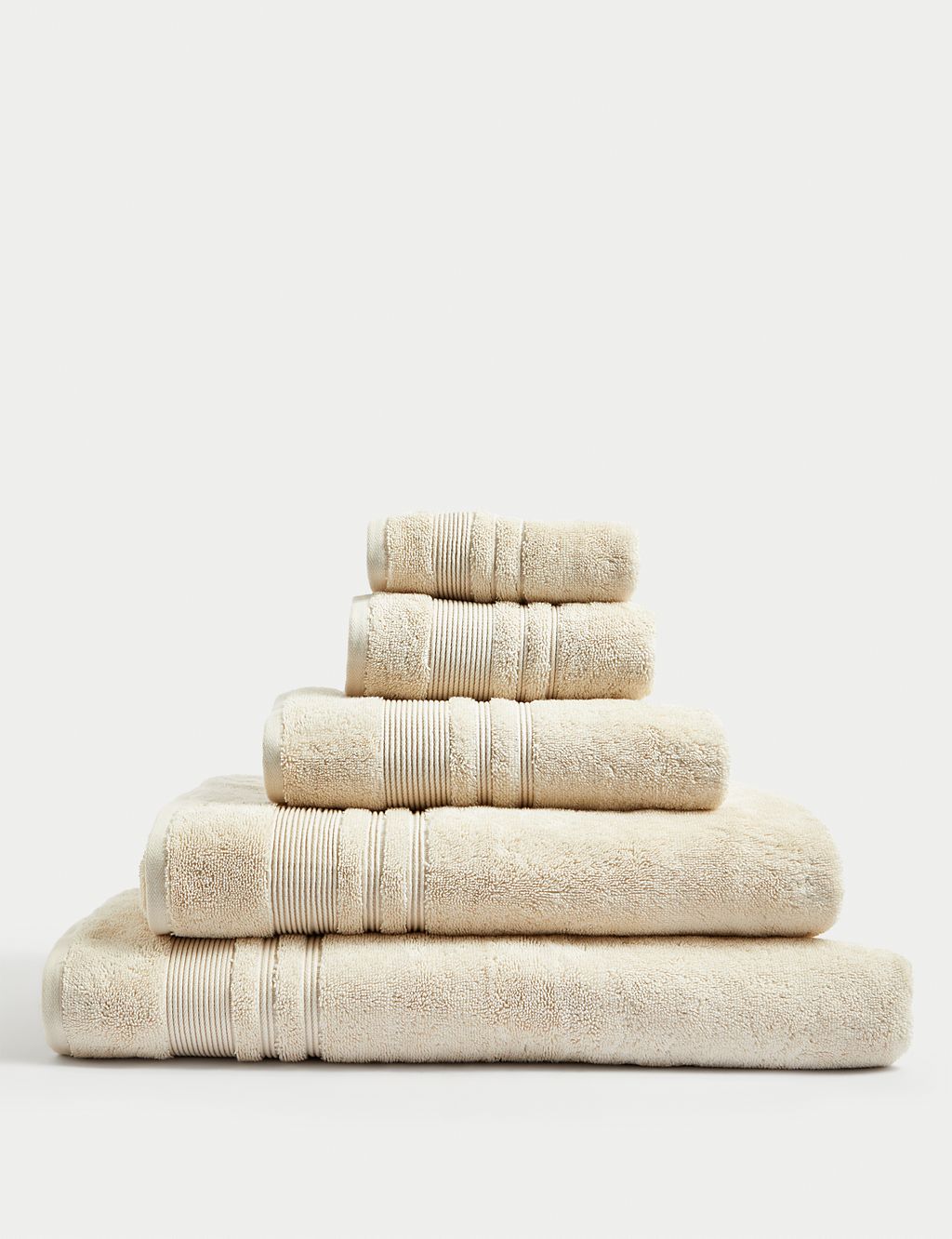 Super Plush Pure Cotton Towel 3 of 4