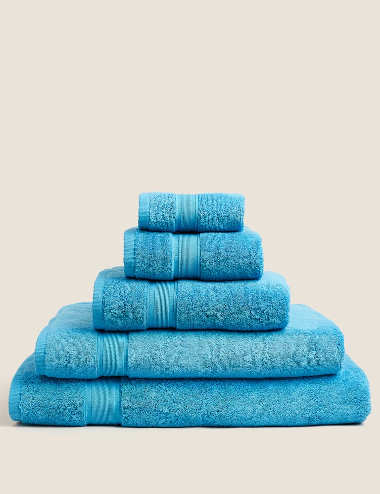 Super Soft Pure Cotton Antibacterial Towel 2 of 9
