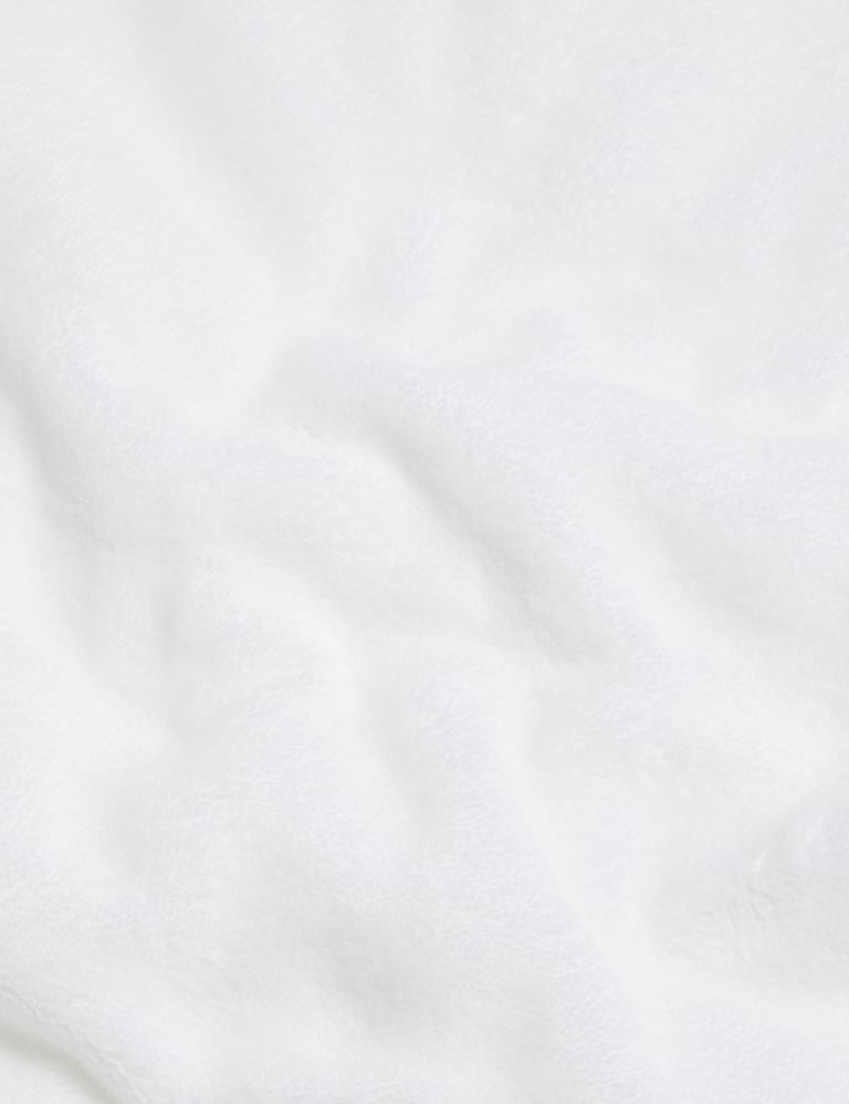 Super Soft Pure Cotton Antibacterial Towel 5 of 9