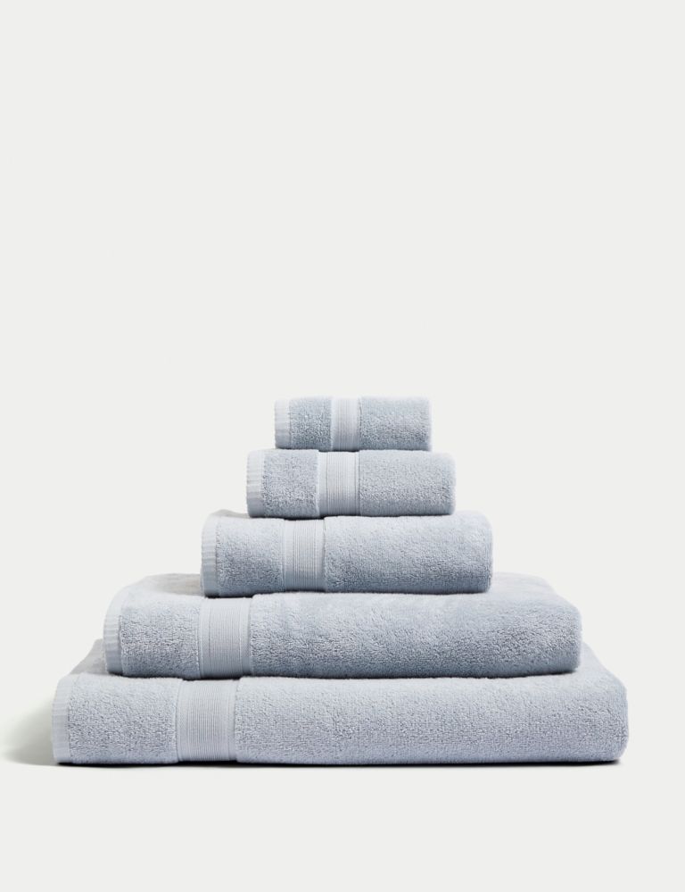 Super Soft Pure Cotton Towel 1 of 5