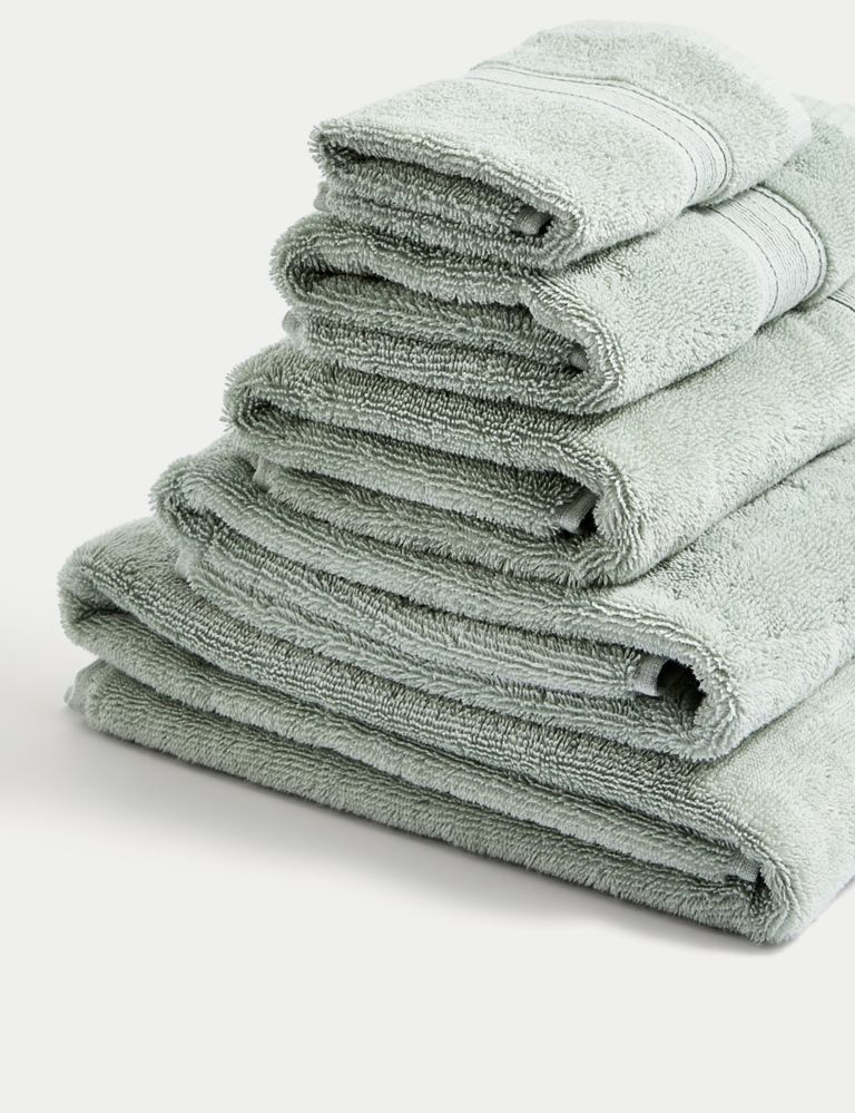 Super Soft Pure Cotton Towel 2 of 4