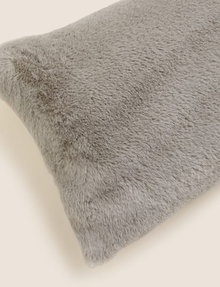 Ms fluffy pillow clearance