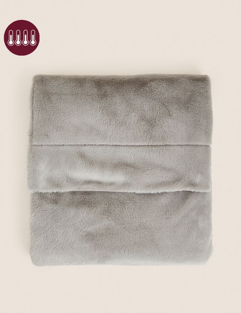 Supersoft Faux Fur Throw 1 of 6