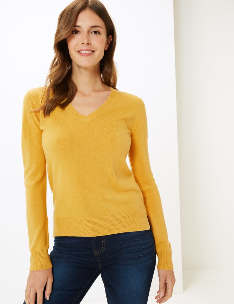 Supersoft V-Neck Jumper 1 of 4