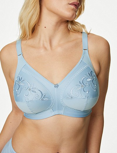 Buy Marks & Spencer M&S Ladies Black Nude White Total Support  Non-Wired Embroidered Crossover Full Cup Bra UK 34-44 B-G RRP £18 (36F,  White) Online at desertcartNorway